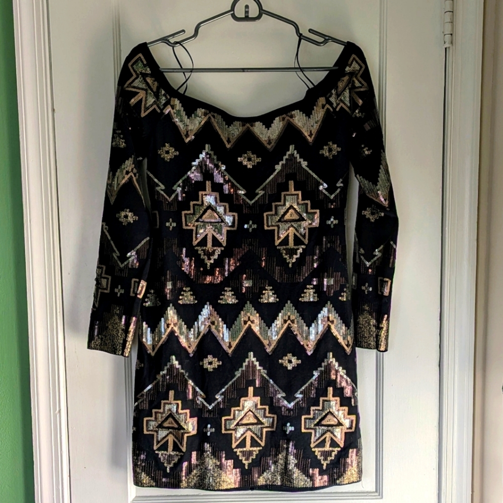 Express NWT black and gold sequins bodycon mini cocktail party dress medium